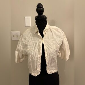 Capezio White Ruched Crop Button Down Shirt